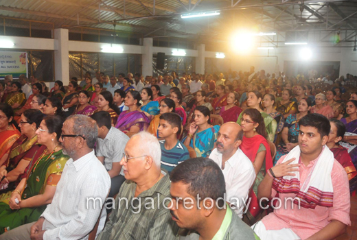 Gokarna Mutt Swamiji reached Mangalore 1